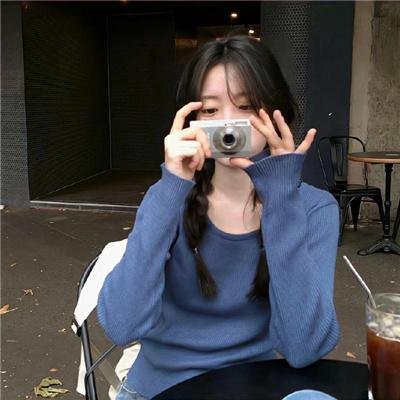 云中居三子 海报